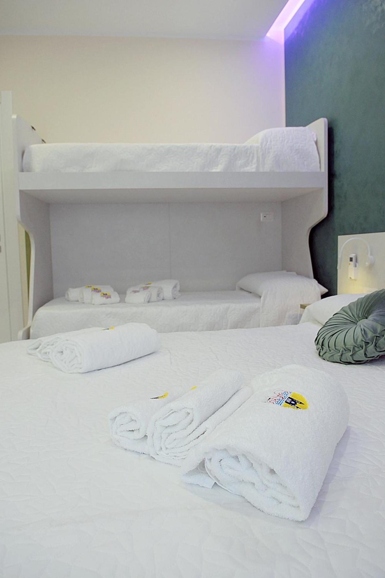 B&B Aida Rooms Cefalù Buitenkant foto